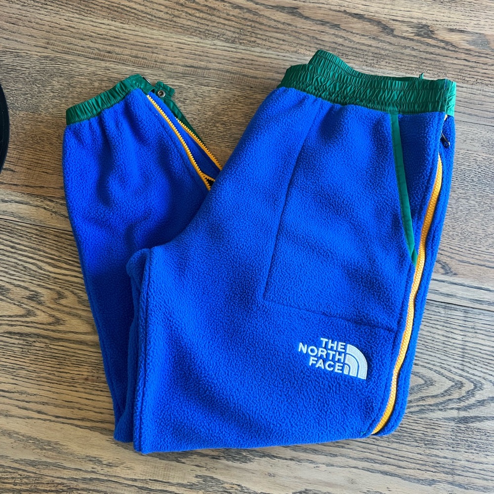 The North Face Women’s Color Block Fleece Joggers